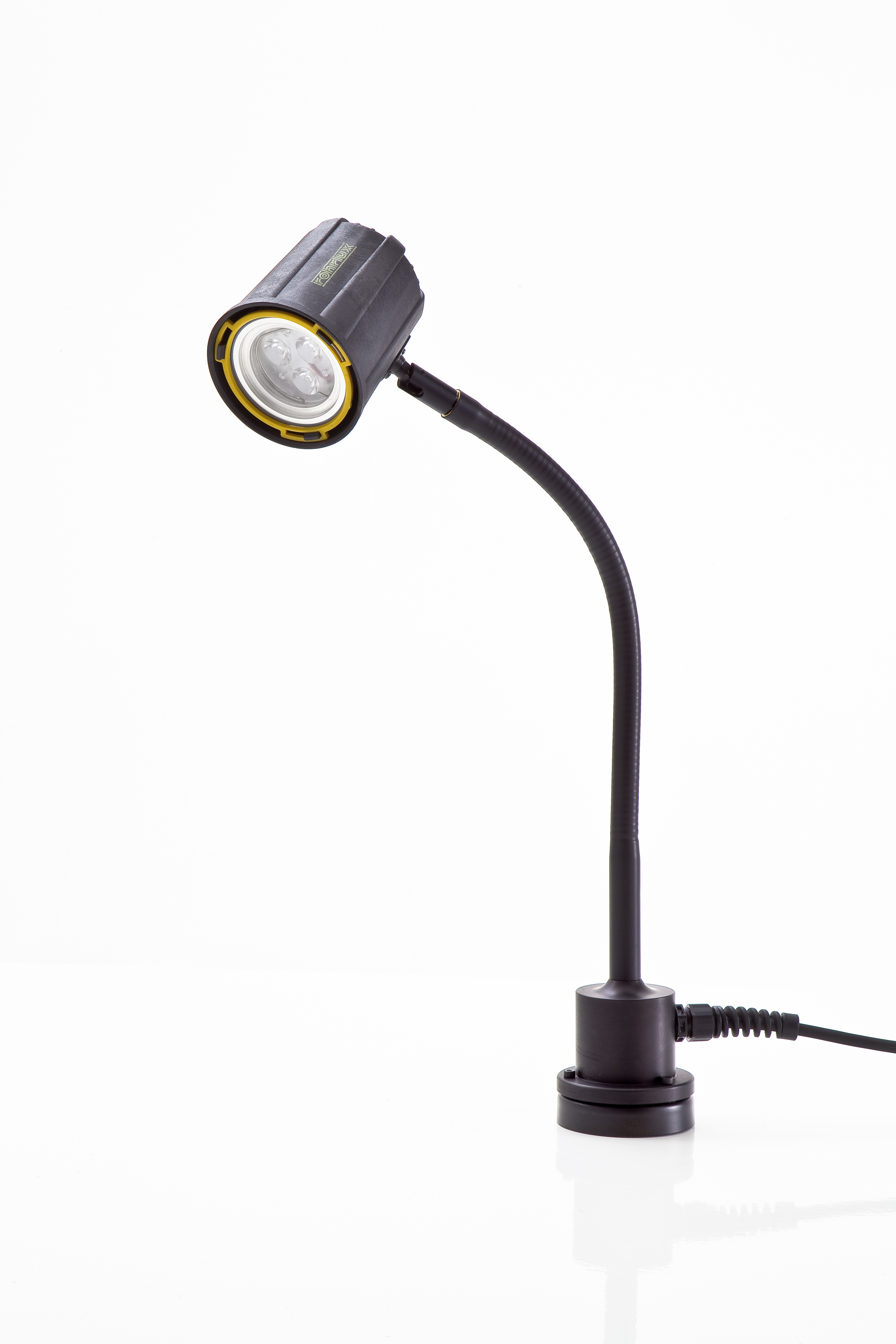 *Serie 63: 40°/ Flex 480 mm/ Magnet/ 220-240 Volt